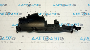 Дефлектор радиатора левый VW Golf 15-18 1.8T
