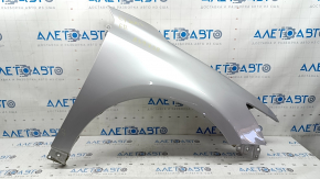 Крыло переднее правое Lexus CT200h 11-17 серебро 1J4, тычки