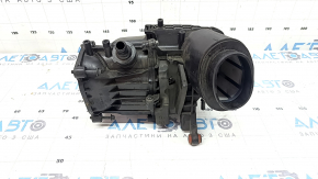 Воздуховод на компрессор Volvo XC90 16-22 T8 2 части