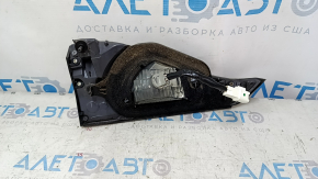 Фонарь внутренний дверь багажника правый Lexus CT200h 11-17 царапины