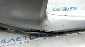 Bara față nefinisată Lexus CT200h 11-13 prerest, argintiu 1J4, crăpături, uzură, zgârieturi, elemente de fixare rupte, fabricată