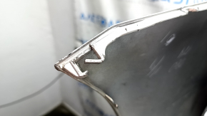 Bara față nefinisată Lexus CT200h 11-13 prerest, argintiu 1J4, crăpături, uzură, zgârieturi, elemente de fixare rupte, fabricată