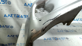 Bara față nefinisată Lexus CT200h 11-13 prerest, argintiu 1J4, crăpături, uzură, zgârieturi, elemente de fixare rupte, fabricată