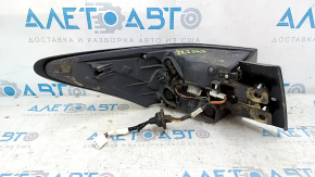 Фонарь внешний крыло правый Lexus CT200h 11-13 дорест, царапины
