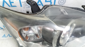 Фара передняя правая Lexus CT200h 12-17 галоген под полировку, потерт