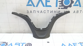 Накладка руля Chevrolet Volt 16- нижняя, серая, потерта, слом крепление