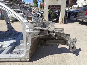 Sfert dreapta față Lexus CT200h 11-17 pe caroserie, argintiu