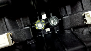Ornamente console centrale superioare Mercedes W167 GLE 350 450 20-23 piele bej cu crom, cu iluminare din spate, uzată, necesită curățare, zgârieturi