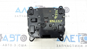 Управление мультимедиа Mercedes W167 GLE 350 450 20-23 хром, сломана кнопка dynamic, царапины, полез хром