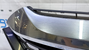 Решетка радиатора grill в сборе Honda CRV 17-19 со значком, под радар круиз, песок