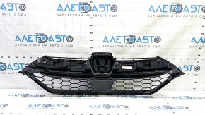 Решетка радиатора grill в сборе Honda CRV 17-19 со значком, под радар круиз, песок