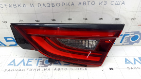 Фонарь внутренний крышка багажника правый Honda Insight 19-22 царапины