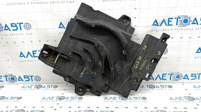 Крышка под полом задняя правая Mercedes W167 GLE 350 450 20-26 сломаны крепления
