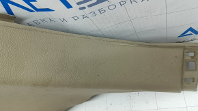 Обшивка арки левая Jeep Grand Cherokee WK2 18-20 бежевая, под электропривод, с крючками, царапины, трещина, под чистку