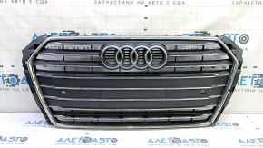 Решетка радиатора в сборе Audi A4 B9 17 с эмблемой, под парктроники, светлый хром, песок