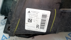 Far dreapta față complet Jeep Compass 17-21 halogen, cu suport, zgârieturi, nisip