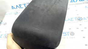 Подлокотник Toyota Prius 30 12-15 ткань, темно-серый, потертости