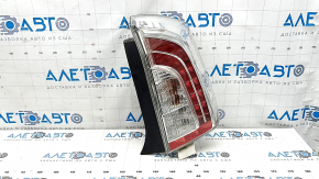 Фонарь правый Toyota Prius 30 13-15 рест, царапины, мусор под стеклом