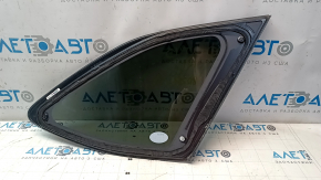 Форточка глухое стекло задняя левая Subaru Outback 15-19 хром молдинг, тонировка, царапины на хроме