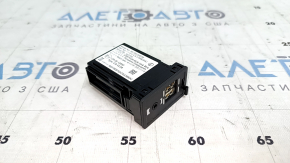 USB Hub, AUX Toyota Venza 21-22 без крышки, надломано крепление