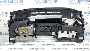 Торпедо передняя панель с AIRBAG Toyota Prius 30 14-15 черная, царапины