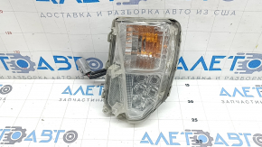 Поворотник левый Toyota Prius 30 13-15 рест, песок