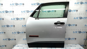 Дверь в сборе передняя левая Jeep Renegade 15-23 keyless, Trailhawk, серебро PSN, вмятина, потрескан уплотнитель