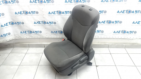 Водительское сидение Toyota Prius 30 12-15 без airbag, механическое, велюр серый, под химчистку