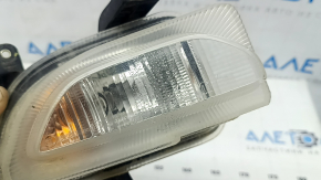 Поворотник с DRL передний правый Jeep Renegade 15-18 дорест, запотевший, трещины в креплениях, трещины