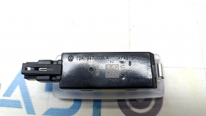 Плафон освещения передний левый Volkswagen ID.4 21-26