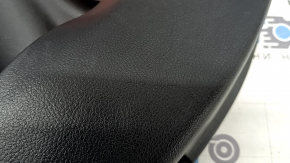 Ornamente ușă spate stânga Jeep Renegade 15-22 TRH negre cu inserție neagră, cotiera din piele neagră, capac difuzor roșu, cu mâner, zgârieturi