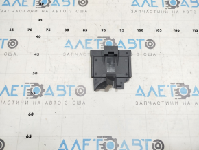 Capacul cutiei de siguranțe sub capotă VW Tiguan 18- lateral nou original