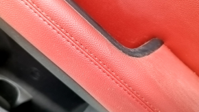 Ornamente ușă spate dreapta Alfa Romeo Stelvio 18-25 negru cu piele roșie, cu inserție din lemn, cu mâner, zgârieturi