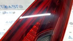 Lampă interioară (portbagaj) dreapta Alfa Romeo Stelvio 18-22 zgârieturi, pată