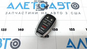 Ключ smart Alfa Romeo Stelvio 18-25 5 кнопок, облезло покрытие, полез хром, царапины