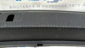 Накладка проема багажника Audi Q5 80A 18-24 черная, царапины, потерта