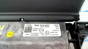Монитор, дисплей, навигация Audi Q5 80A 18-20 8,25" с кронштейном, царапины