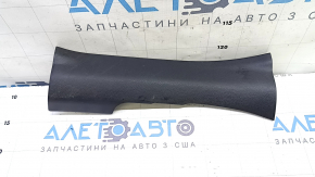 Накладка порога задняя правая Nissan Rogue Sport 17-22 черная, царапины
