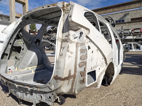 Четверть крыло задняя правая Honda CRV 17-22 на кузове, белая, тычки, не заводское отверстие