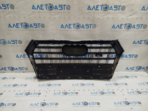 Решетка радиатора grill в сборе Audi Q5 80A 18-20 черный глянец, под парктроники, S-Line