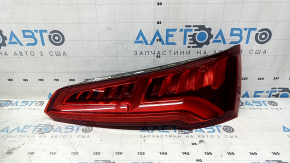 Lampă dreapta Audi Q5 80A 18-20 LED, zgârieturi