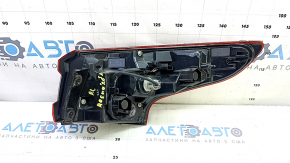 Фонарь внешний крыло левый Nissan Rogue Sport 20-22 царапины