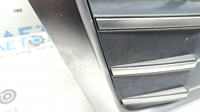 Решетка радиатора grill Audi Q5 80A 18-20 в сборе, с эмблемами, хром, под парктроники, песок, тычки