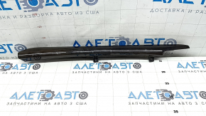 Накладка боковая центральной консоли правая BMW X5 F15 14-18 под дерево тополь, царапины