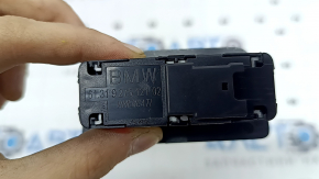 Кнопка закрытия двери багажника BMW X5 F15 14-18 с блокировкой, царапины