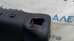 Scaune spate, rândul 2, partea superioară stânga, Nissan Rogue Sport 20-21, piele neagră, cu cotieră, cu centură, lipsă, suprapunere