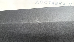 Накладка центральной консоли боковая левая Volkswagen ID.4 21-22 черная, царапины