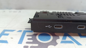 USB Hub Volkswagen ID.4 21-26 царапина