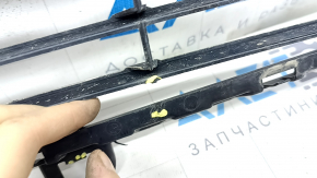 Решетка переднего бампера нижняя BMW X5 F15 14-18 без радара Base, надломаны соты, сломаны крепления