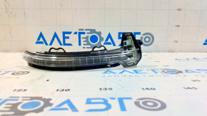 Повторитель поворота правого зеркала Audi A5 F5 18-25